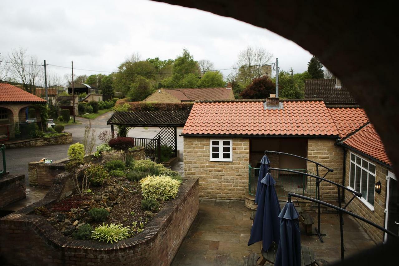 Cresswell Arms Hotel Malton Buitenkant foto